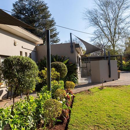 Glen Maine Guest House Pretoria-Noord Esterno foto