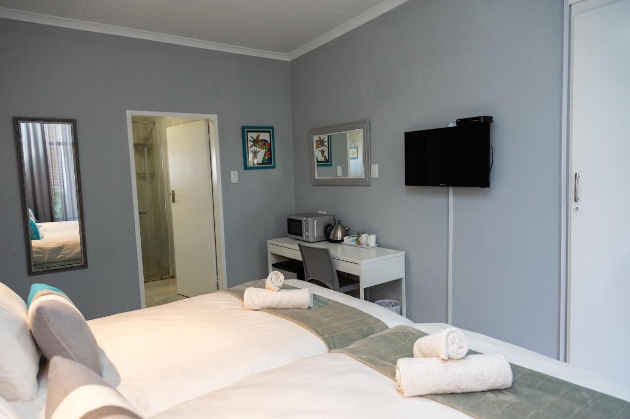 Glen Maine Guest House Pretoria-Noord Esterno foto