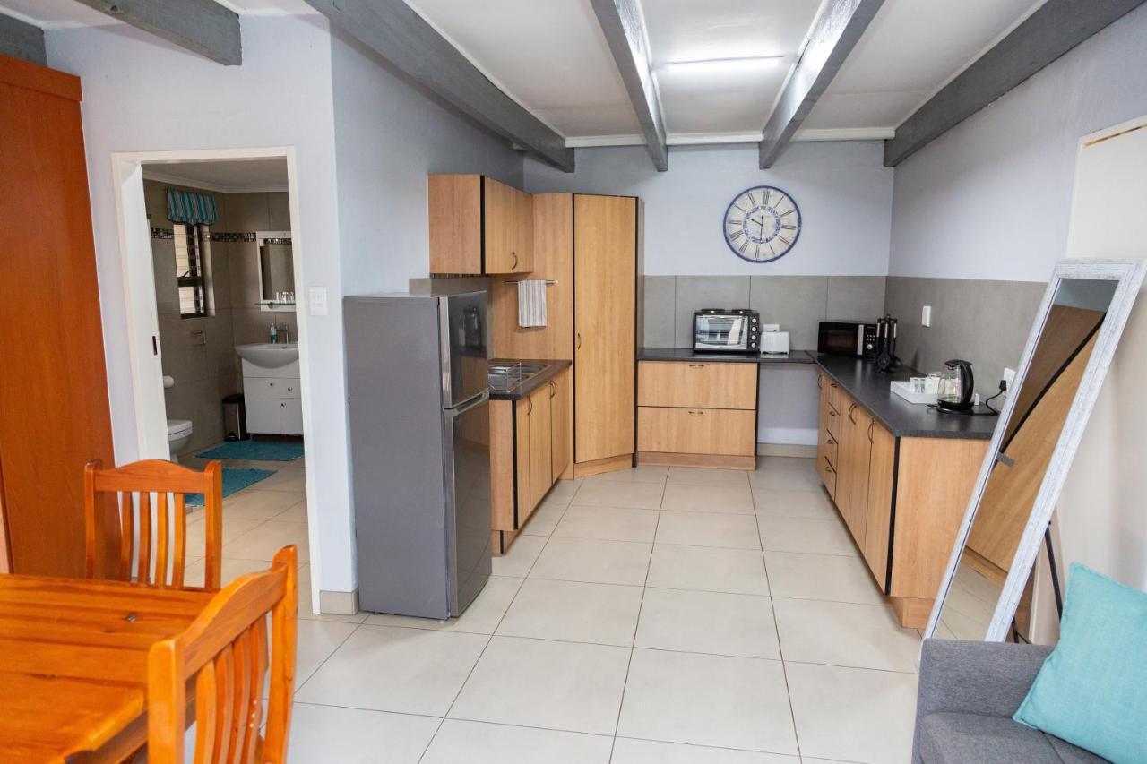 Glen Maine Guest House Pretoria-Noord Esterno foto