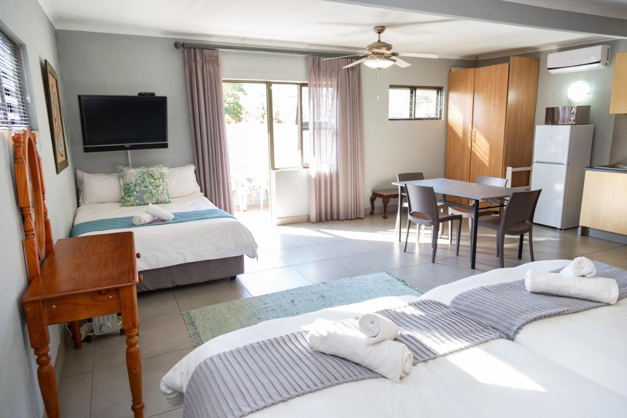 Glen Maine Guest House Pretoria-Noord Esterno foto